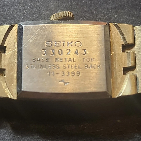 Vintage 70s or 80s womens Seiko Automatic watch - Picture 5 of 5